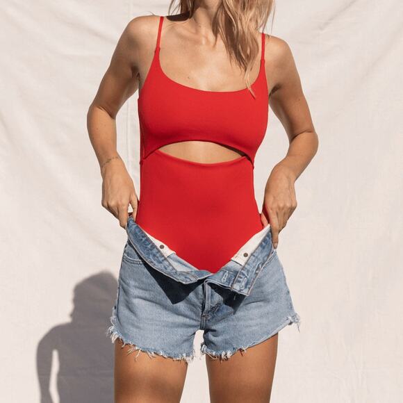 Left On Friday Peak Suit One Piece Swimsuit Sweet Chili Heat - S - Picture 4 of 7